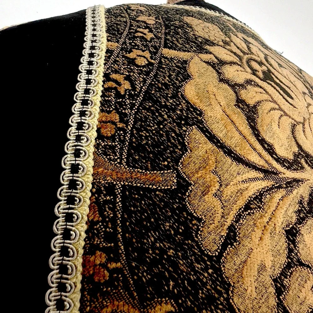 VTG Black Gold Tapestry Velvet Throw Pillow Damask Floral Tassel Trim